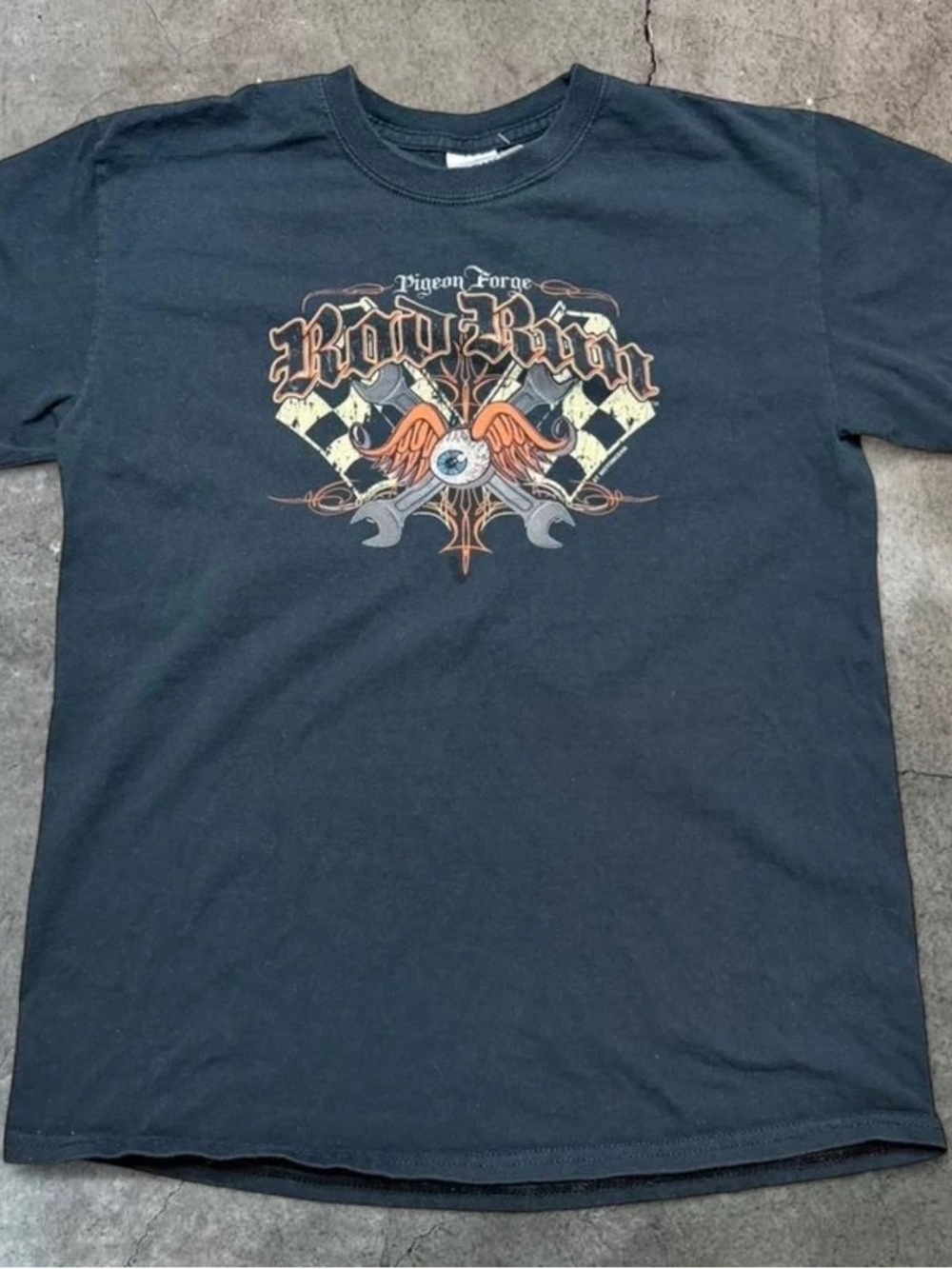 Gildan Black Rod Run Pigeon Forge Graphic Tee
